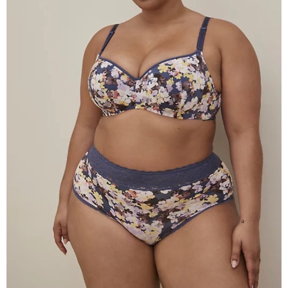 🆕 Floral Second Skin Mid Rise Brief Lace Trim Panty 2 2X 18 20 NWT Torrid New! - Picture 2 of 5